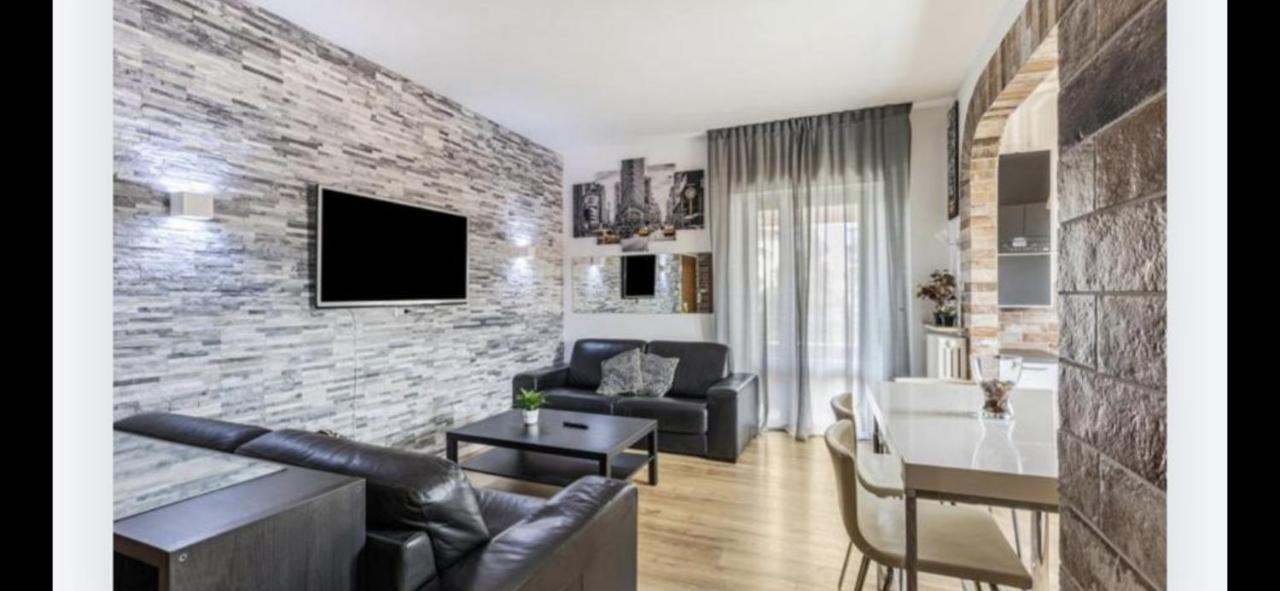 Queen East Verona Apartments Extérieur photo