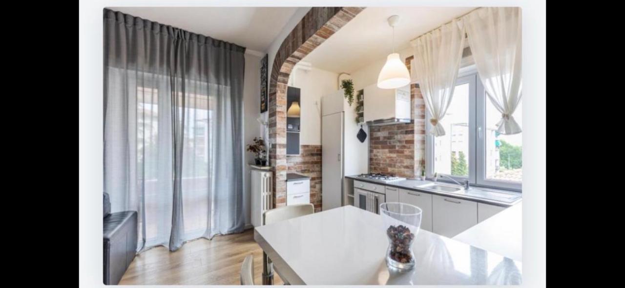 Queen East Verona Apartments Extérieur photo