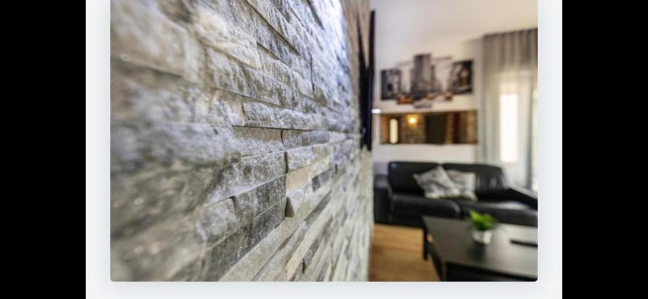 Queen East Verona Apartments Extérieur photo